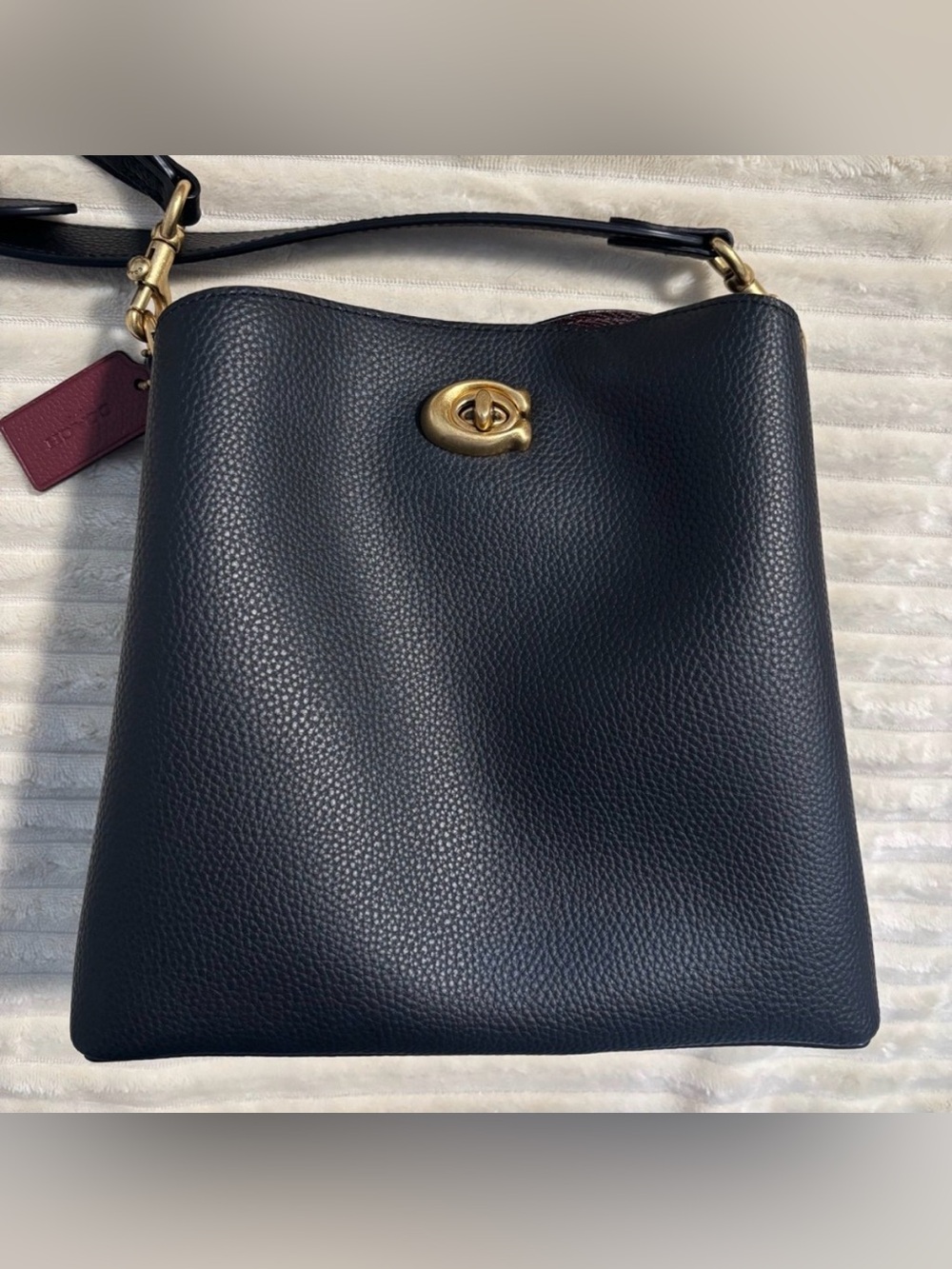 Coach Willow Bucket Bag C3916 Black Pebbled Leather Shoulder Strap Crossbody EUC
